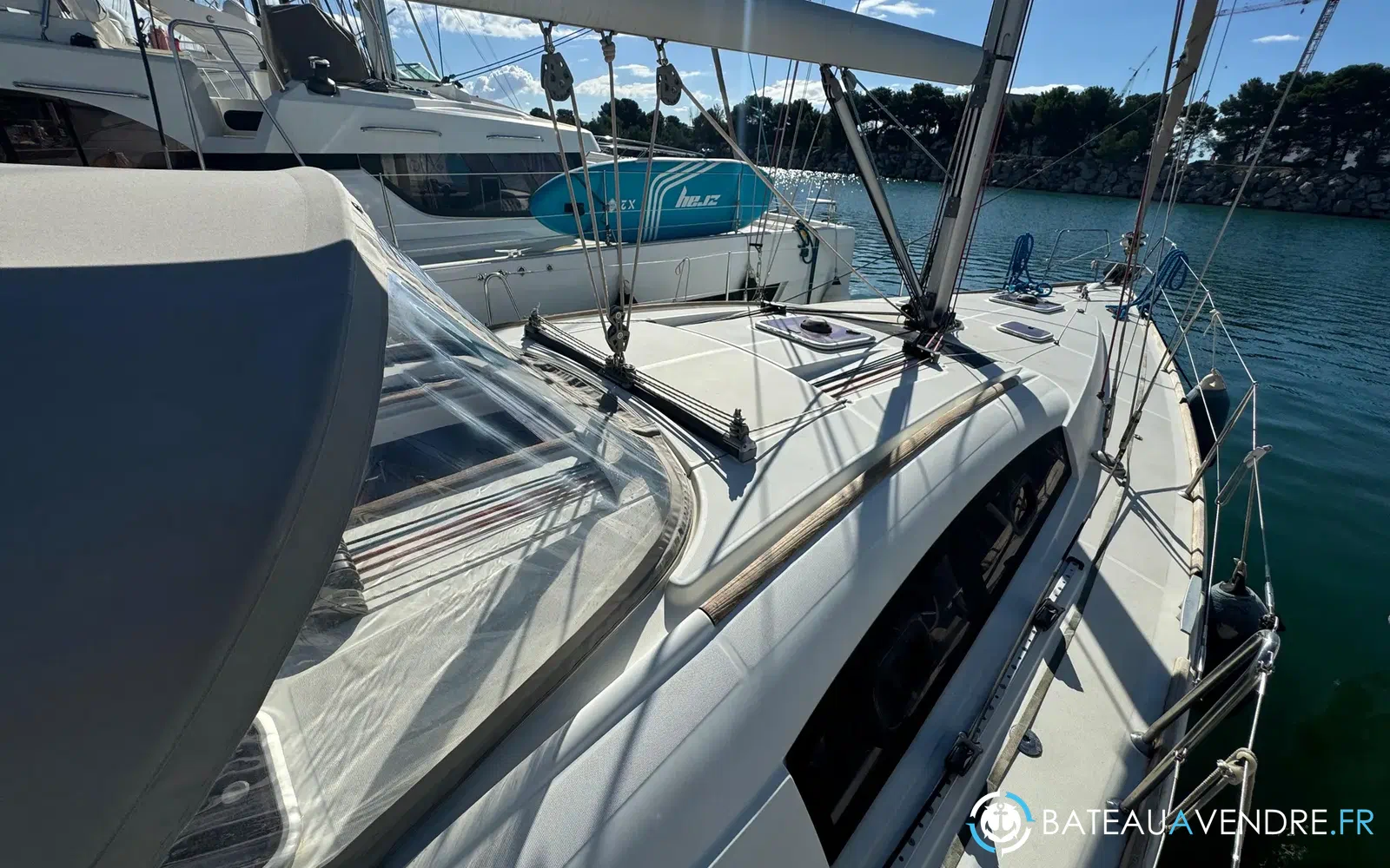 slider 15 Beneteau Oceanis 43