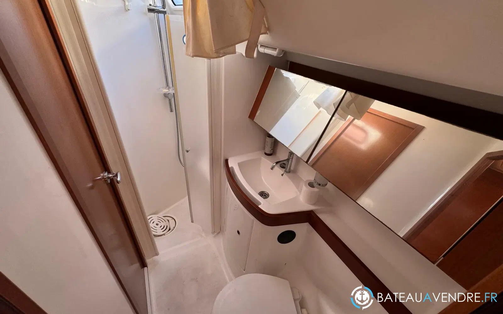 slider 30 Beneteau Oceanis 43