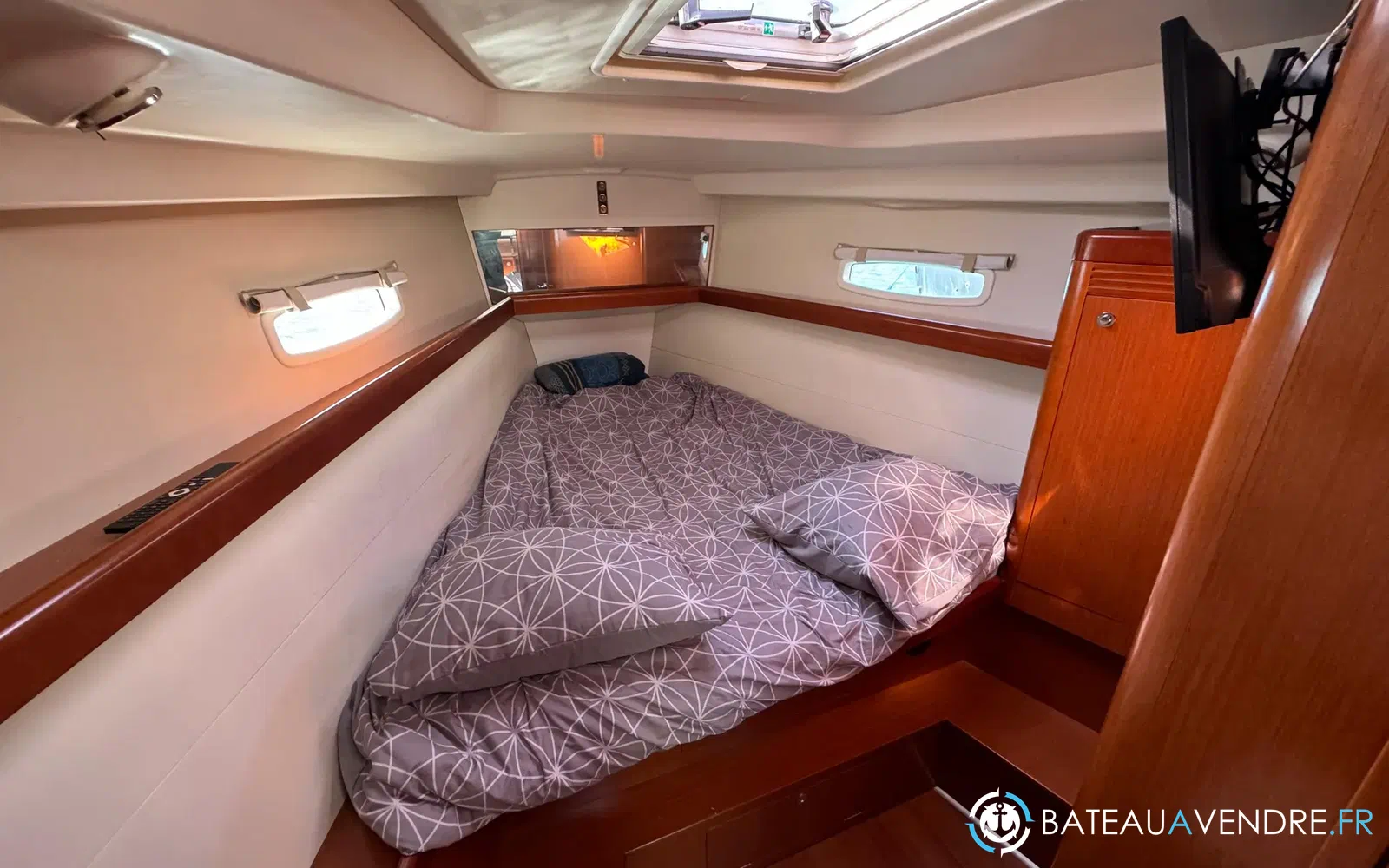 slider 4 Beneteau Oceanis 43