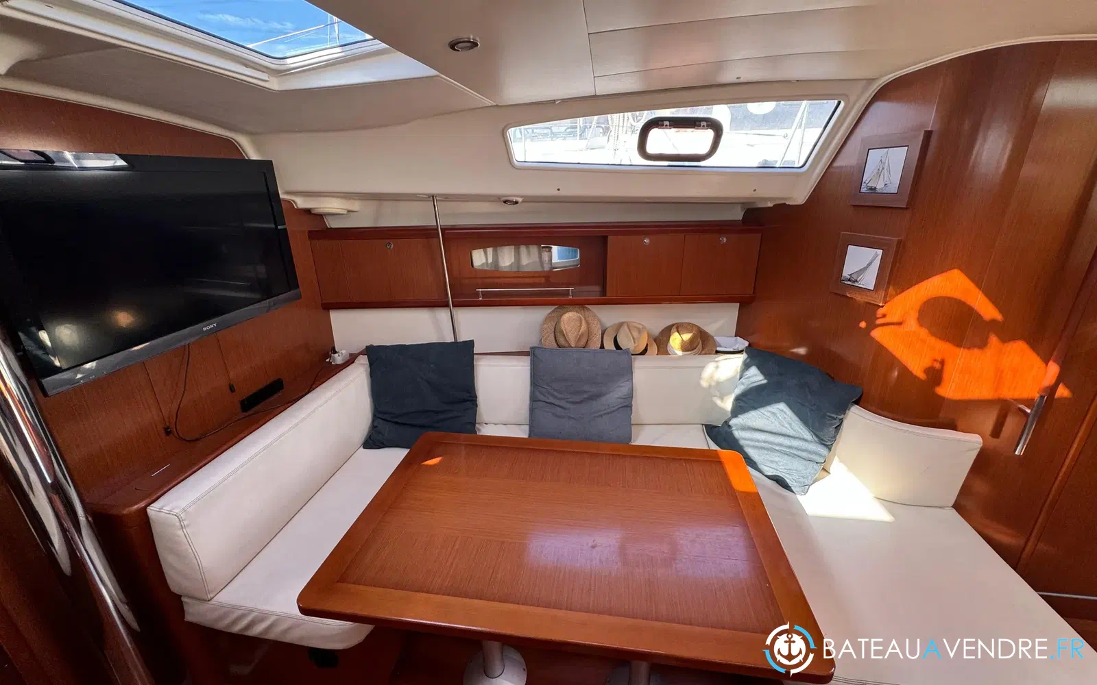 slider 5 Beneteau Oceanis 43