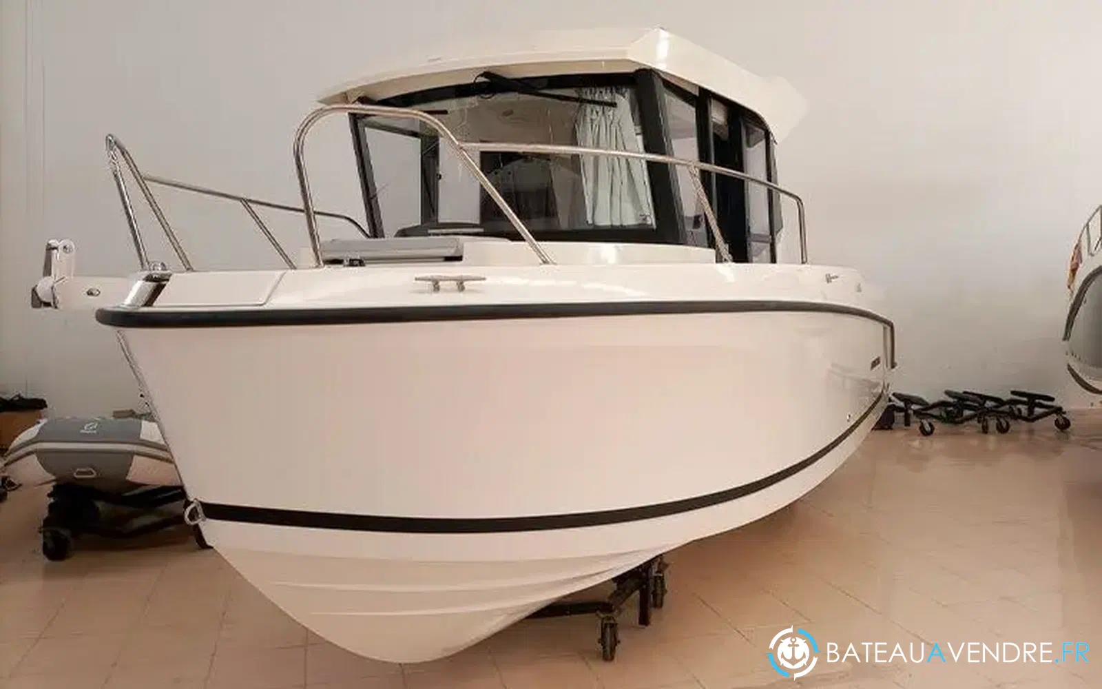 slider 3 Quicksilver 705 Pilothouse