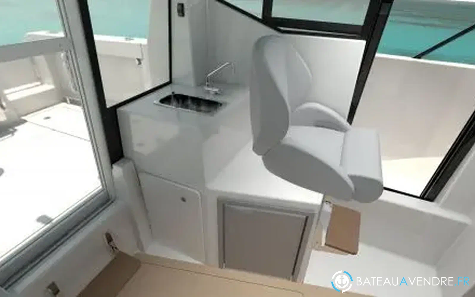 slider 4 Quicksilver 705 Pilothouse