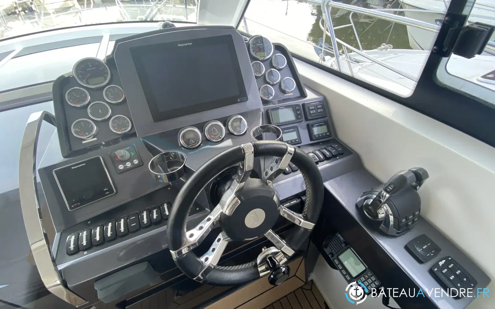 slider 10 Galeon 405 HTL
