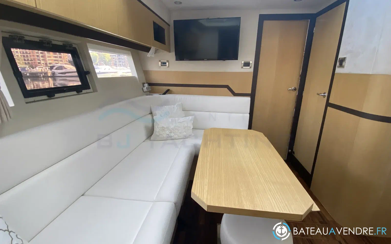 slider 12 Galeon 405 HTL