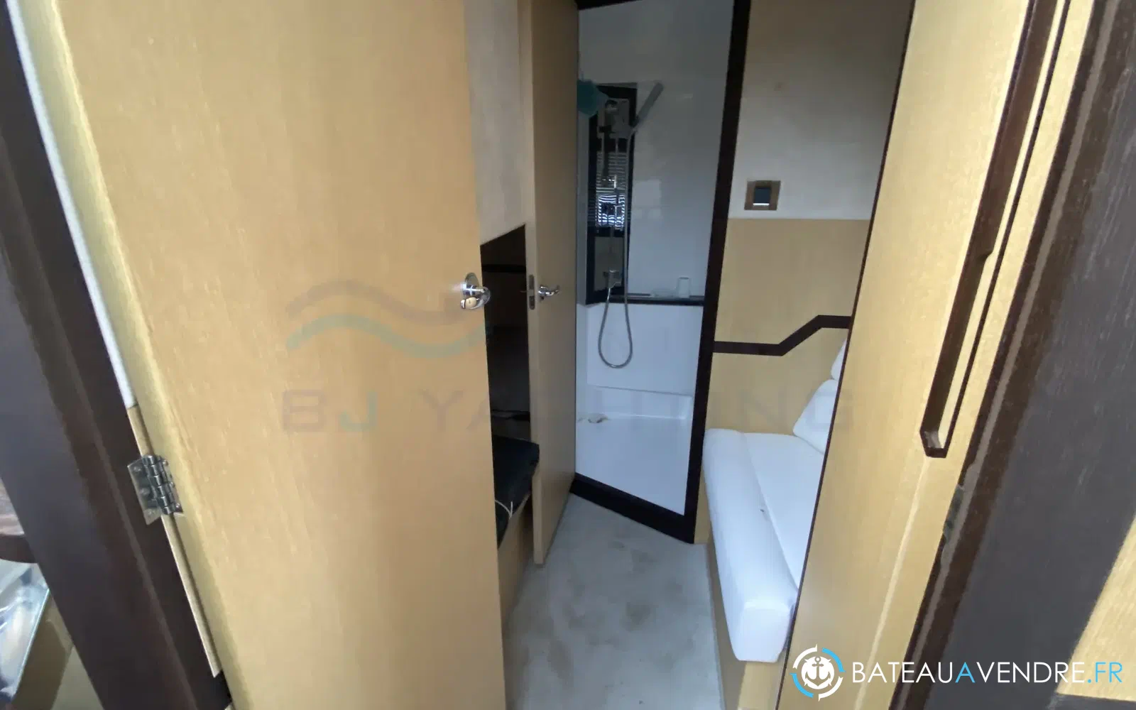 slider 20 Galeon 405 HTL