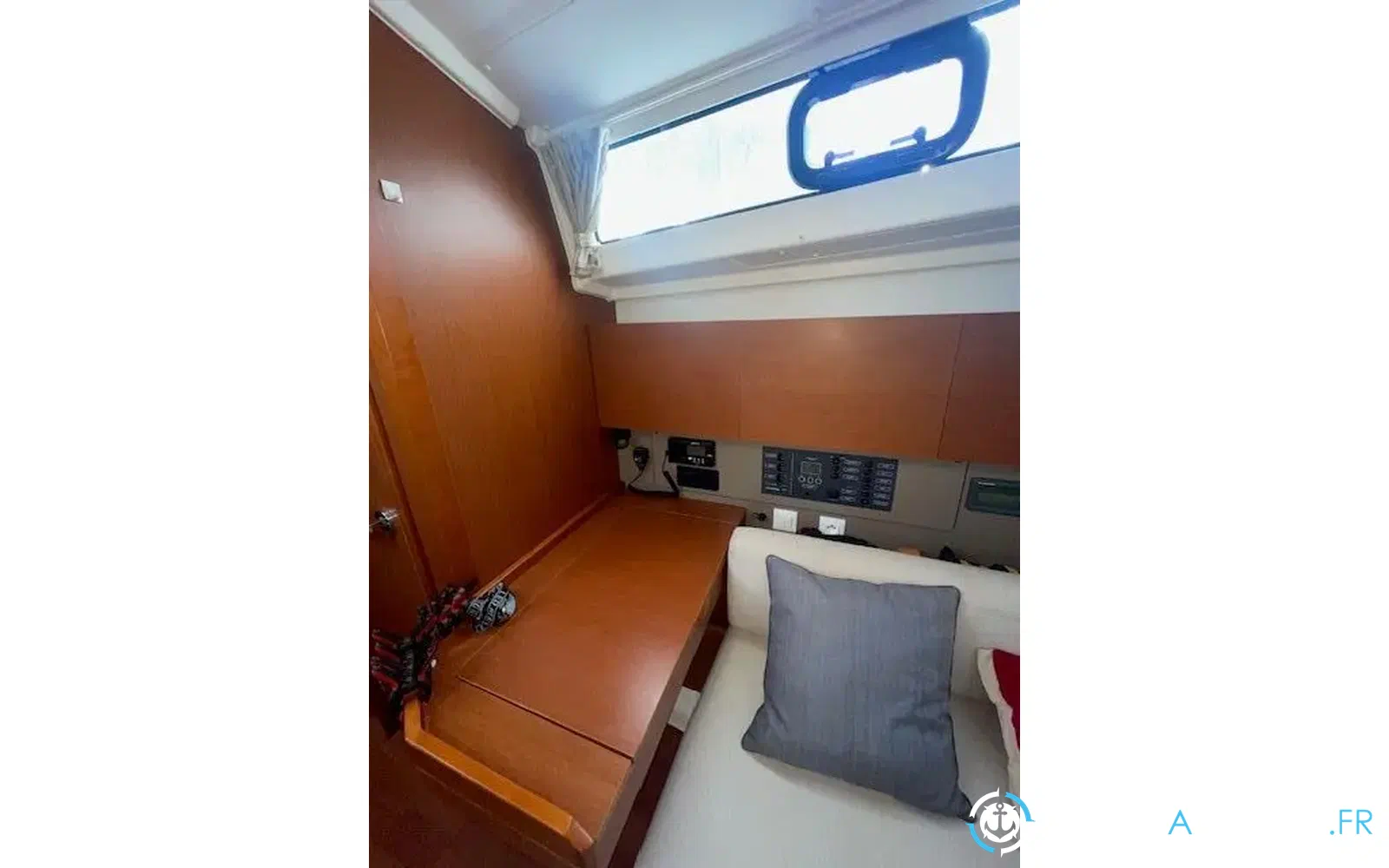 slider 8 Beneteau Oceanis 38.1