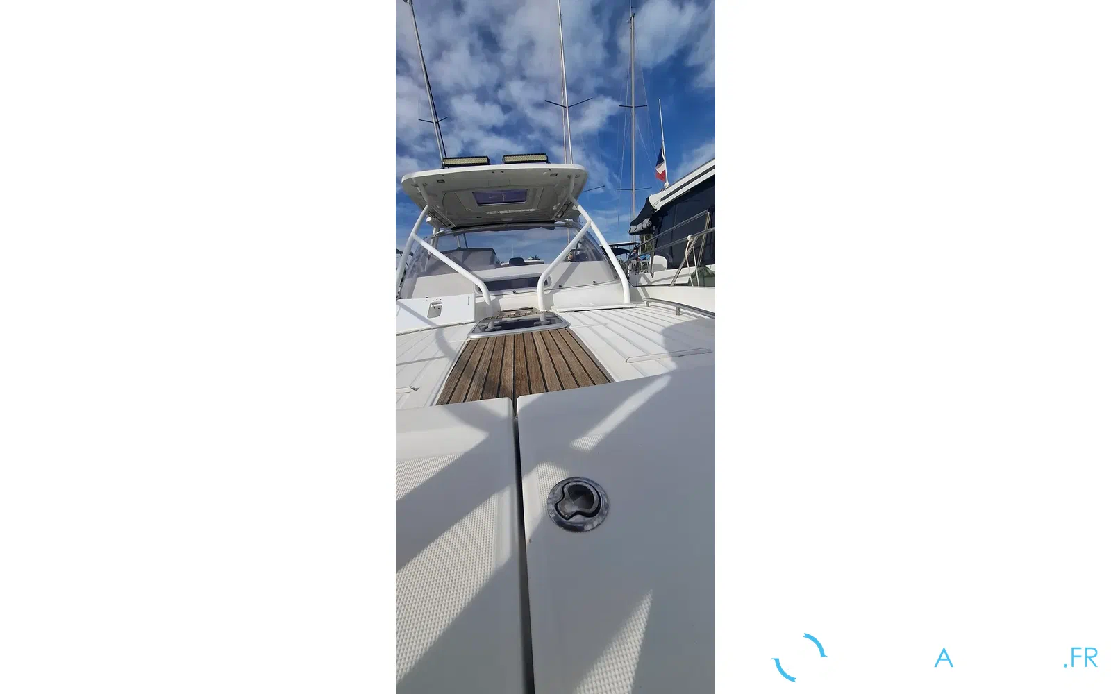 slider 13 Jeanneau Cap Camarat 9.0 WA