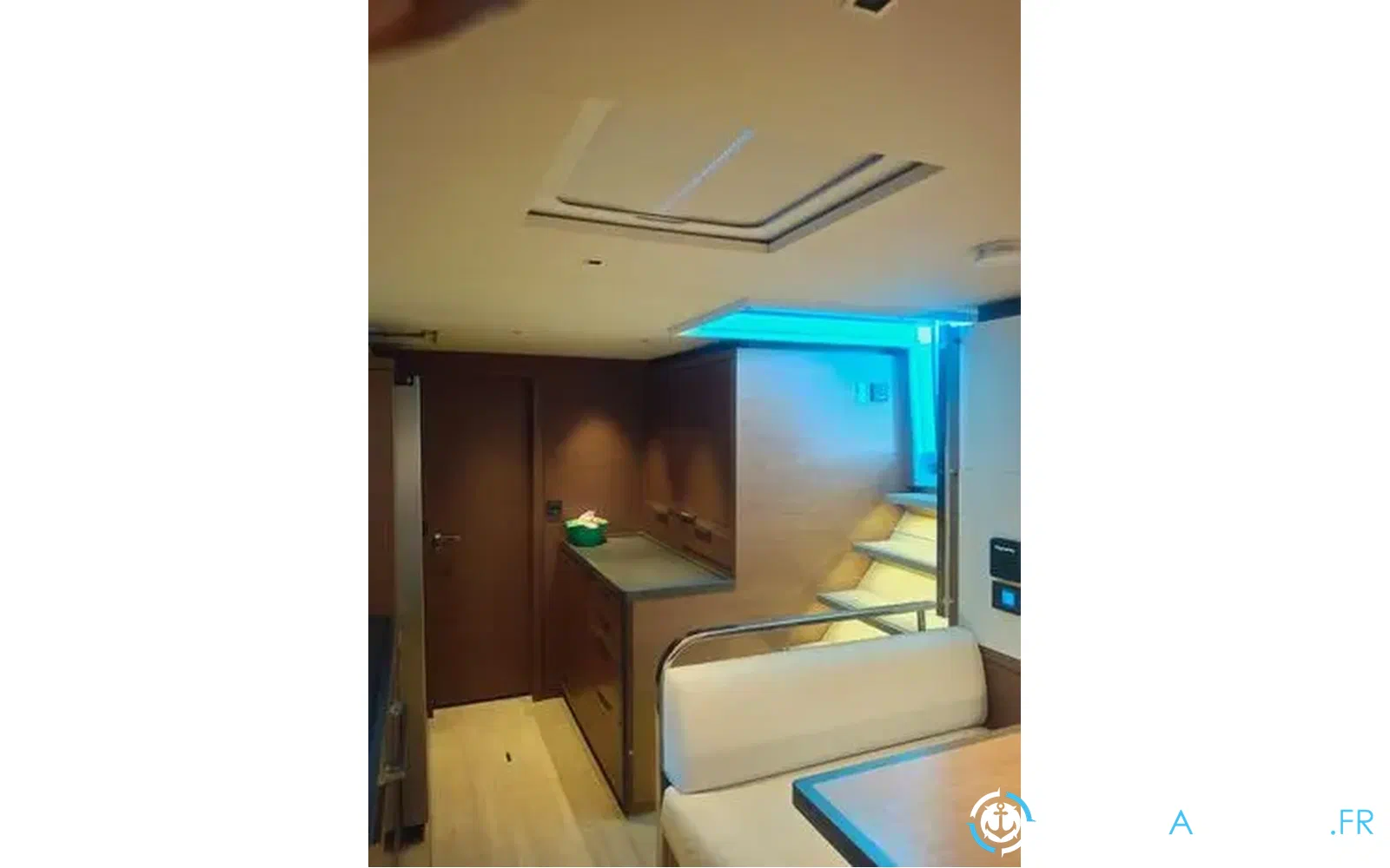 slider 8 Lagoon Sixty 7