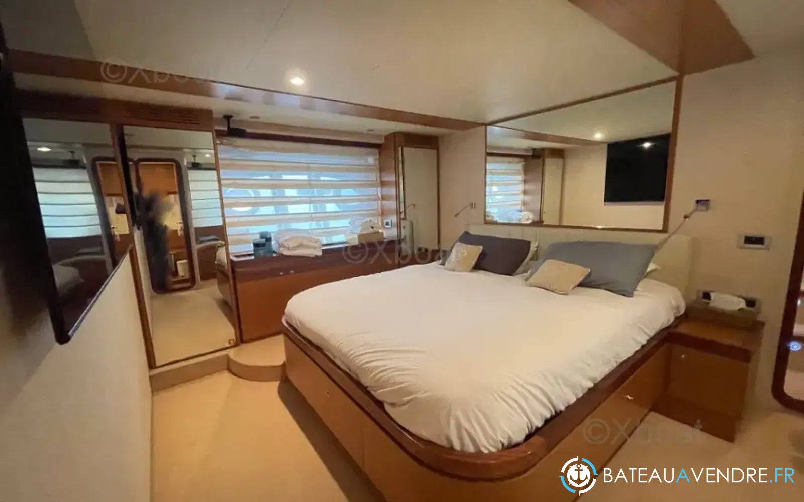 slider 10 Ferretti 681