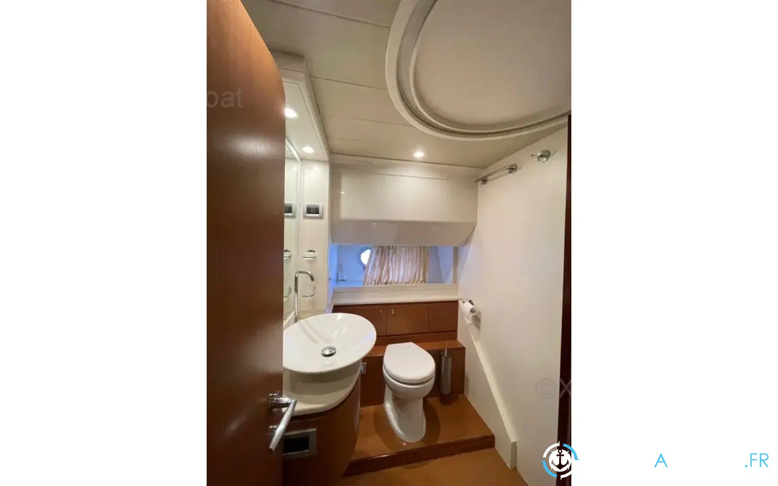 slider 8 Ferretti 681