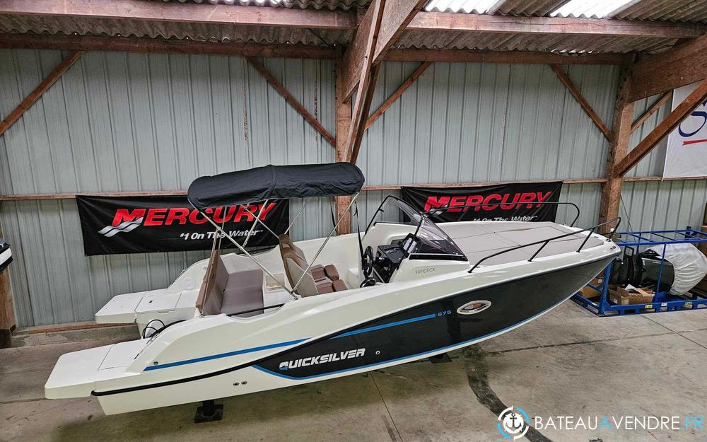 Quicksilver Activ 675 Sundeck  photo de présentation