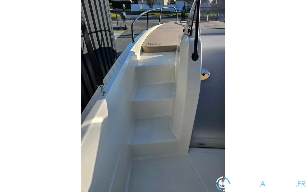 Quicksilver Activ 675 Sundeck  photo 3