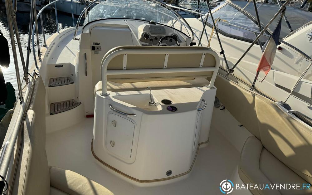 Bayliner Avanti 8 photo 4