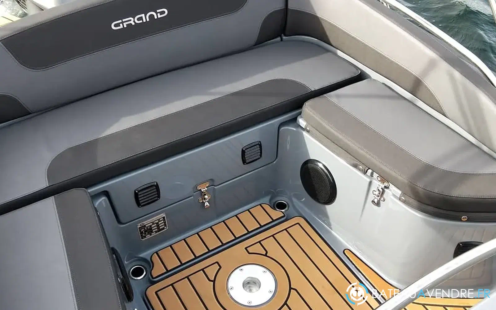 slider 3 Grand Golden Line G650
