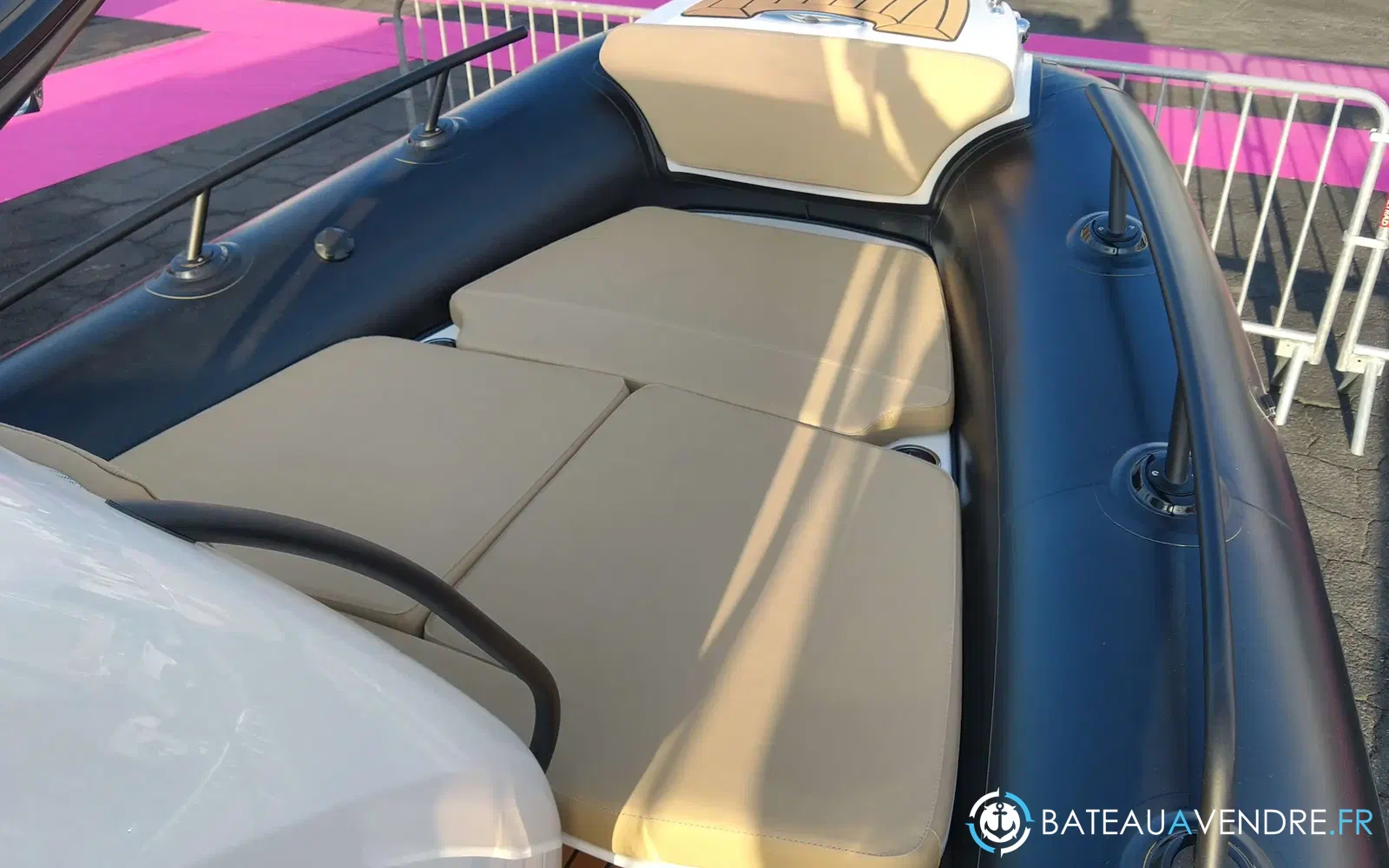 slider 5 Grand Golden Line G650