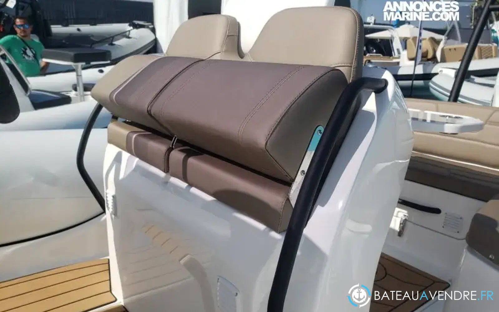 slider 5 Grand Golden Line 680