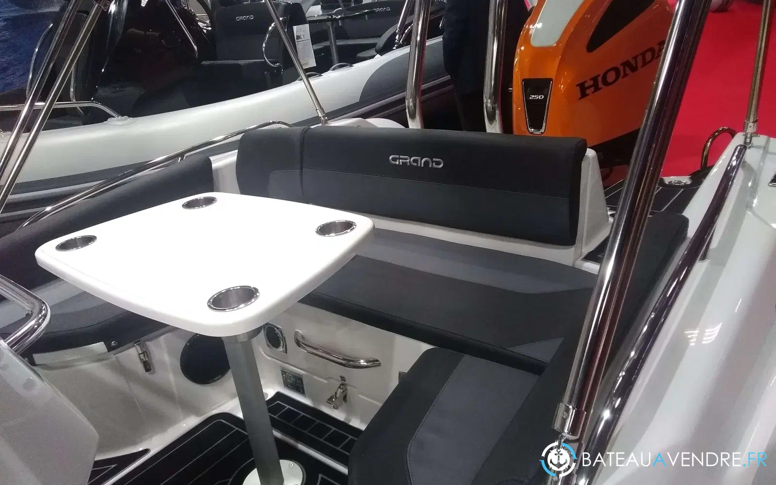 slider 8 Grand Golden Line G750