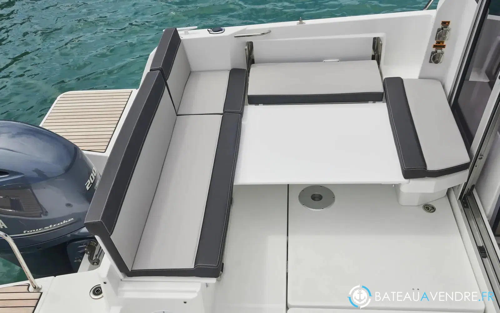 slider 3 Jeanneau Merry Fisher 795 Serie 2