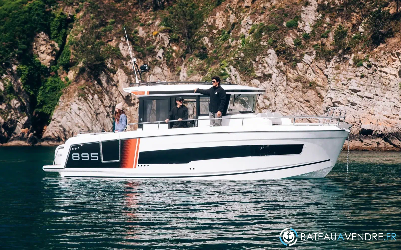 slider 2 Jeanneau Merry Fisher 895 Sport