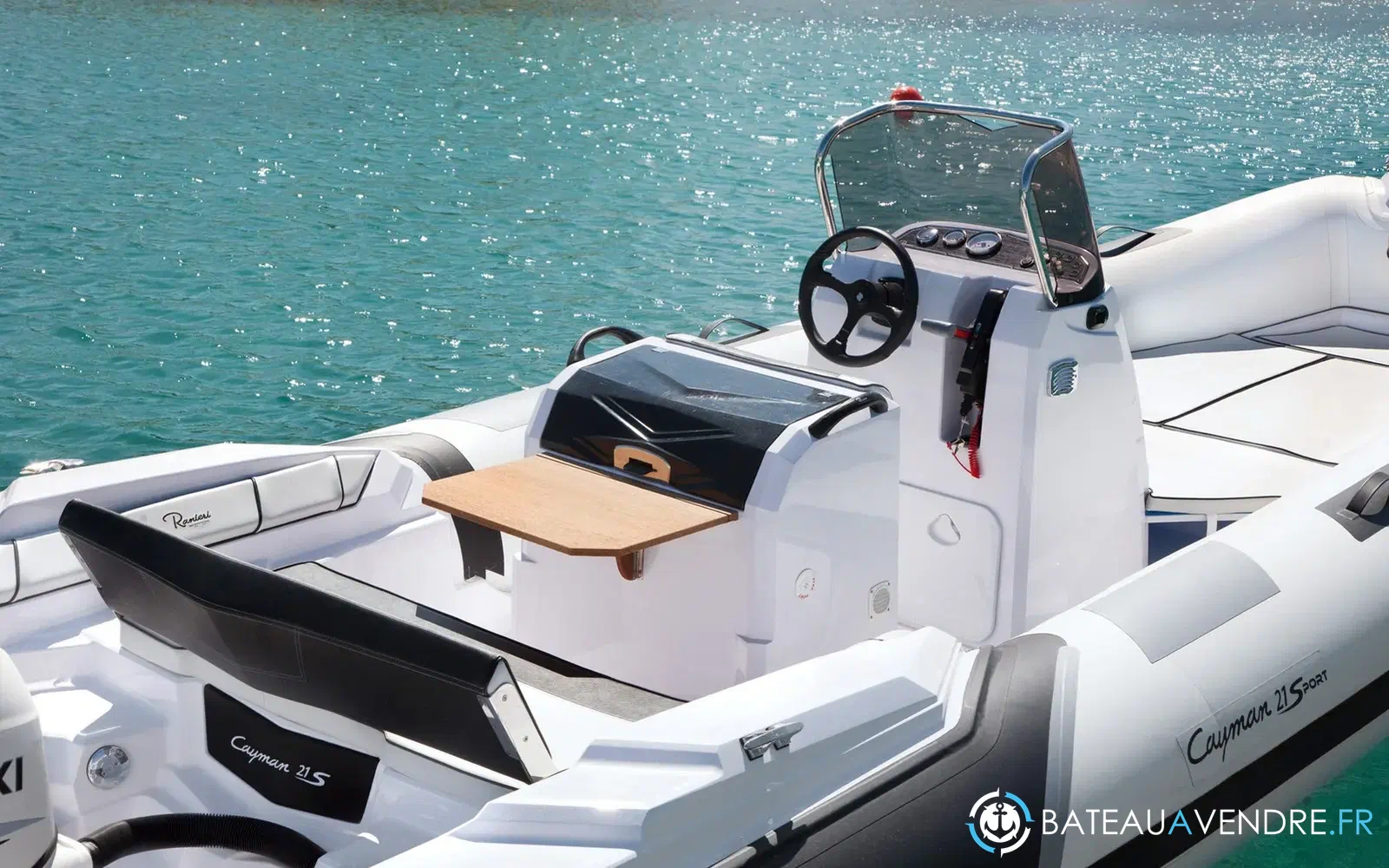slider 3 Ranieri Cayman 21 Sport