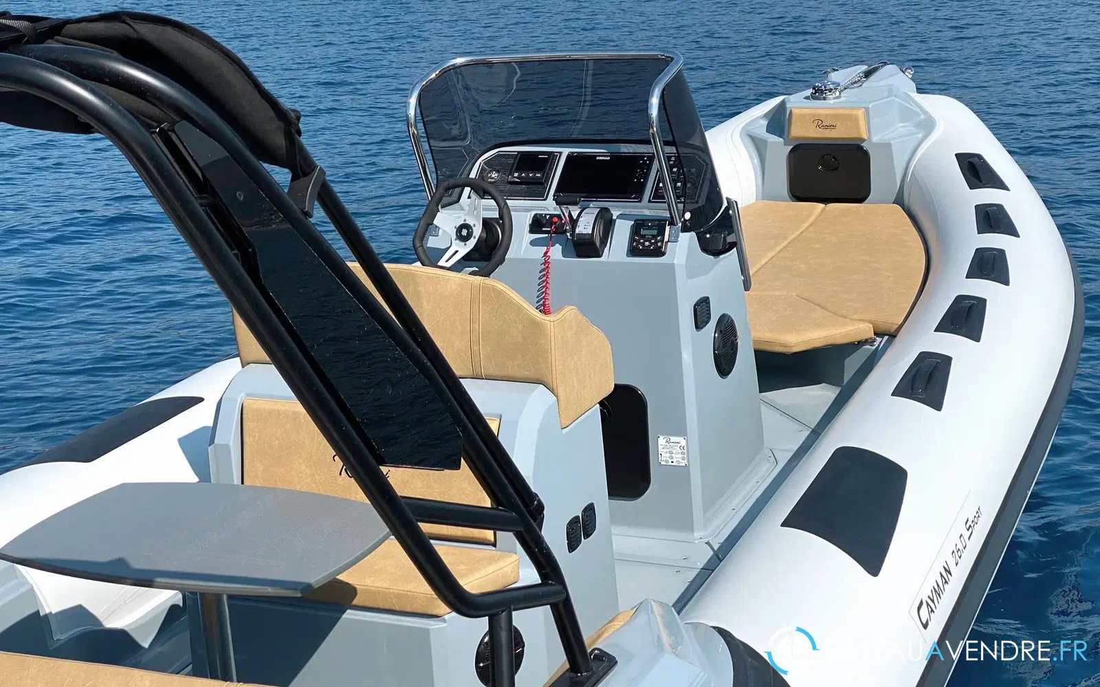 slider 3 Ranieri Cayman 26 Sport