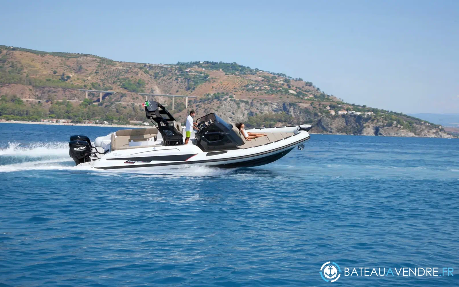slider 1 Ranieri Cayman 35.0 Executive