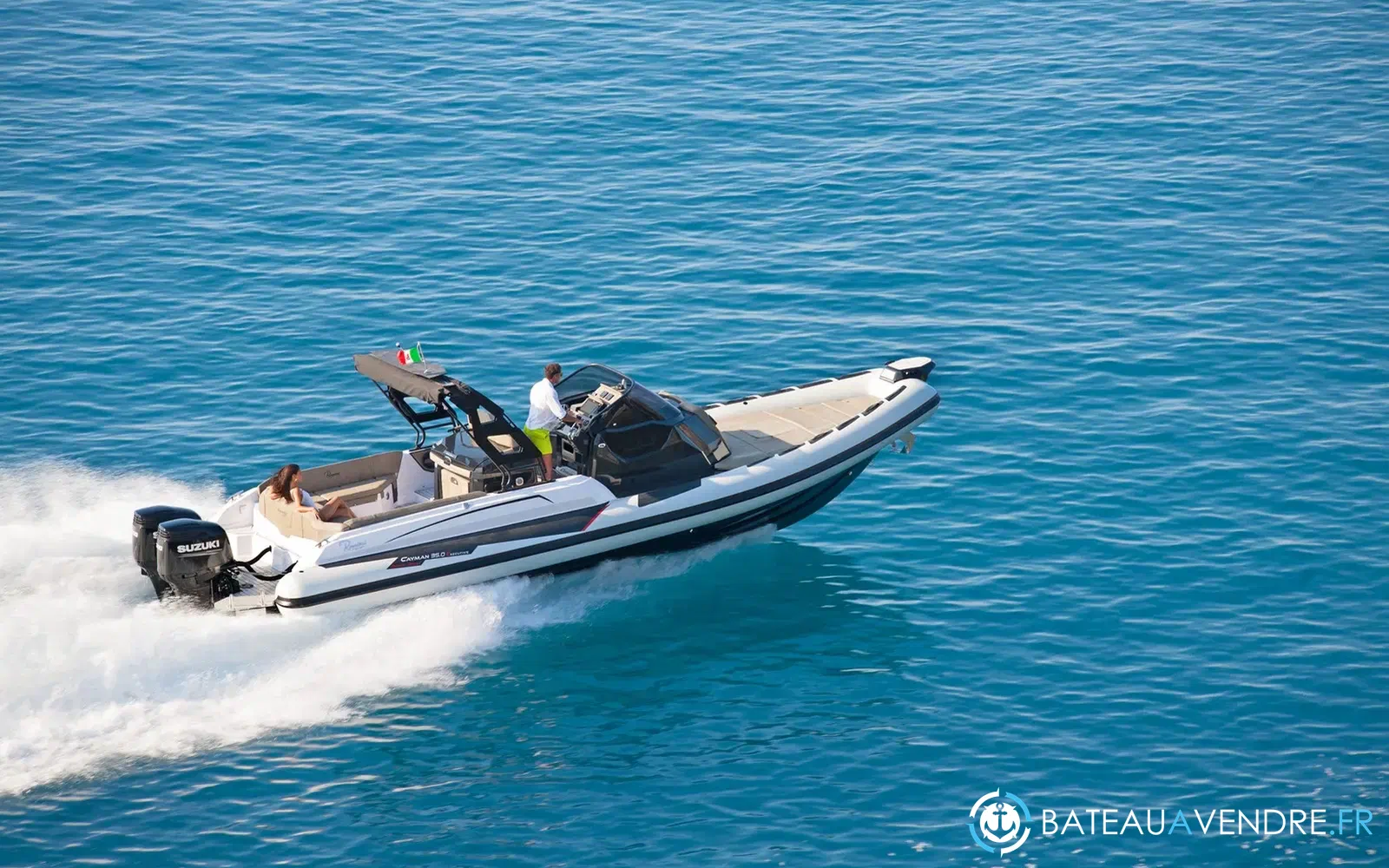 slider 2 Ranieri Cayman 35.0 Executive