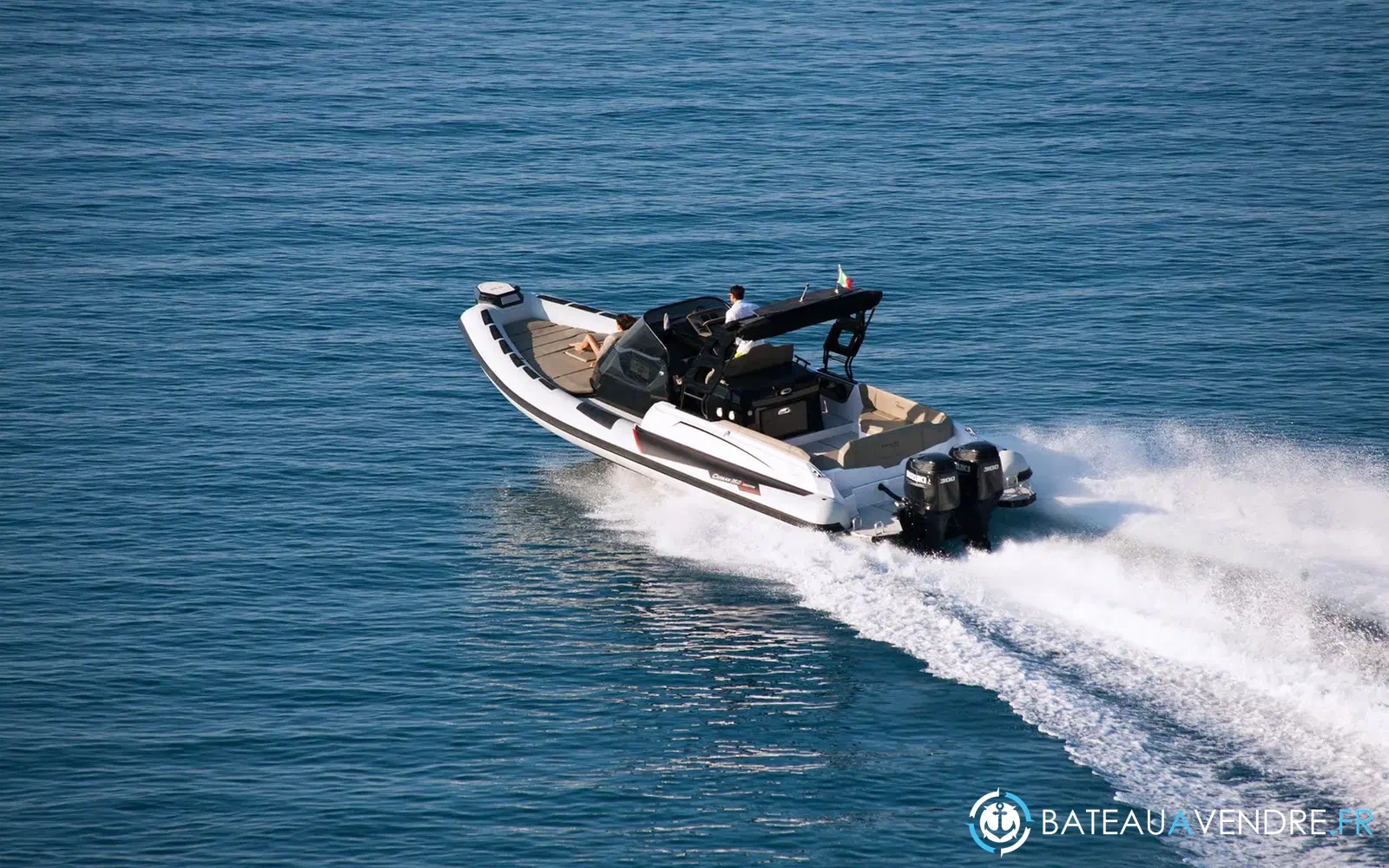slider 6 Ranieri Cayman 35.0 Executive