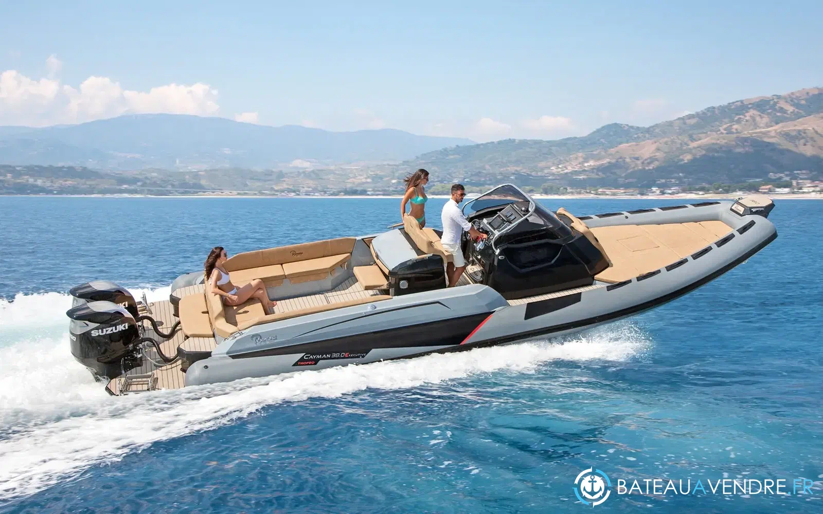 slider 1 Ranieri Cayman 38 Executive