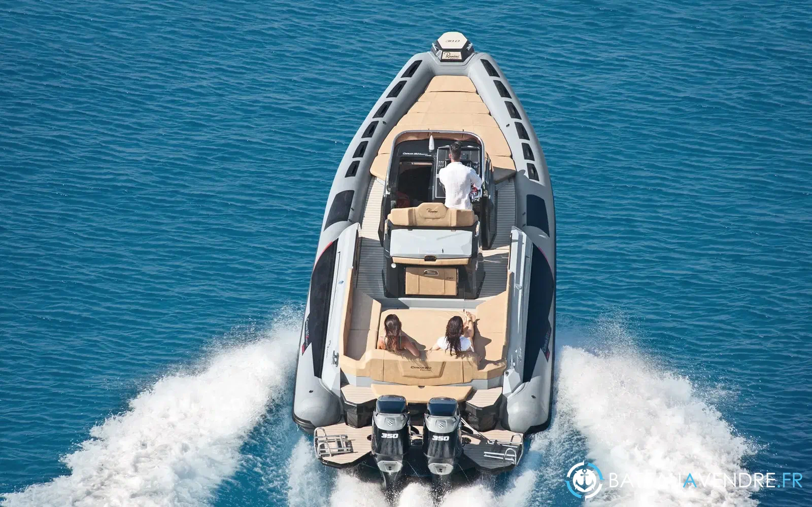 slider 4 Ranieri Cayman 38 Executive