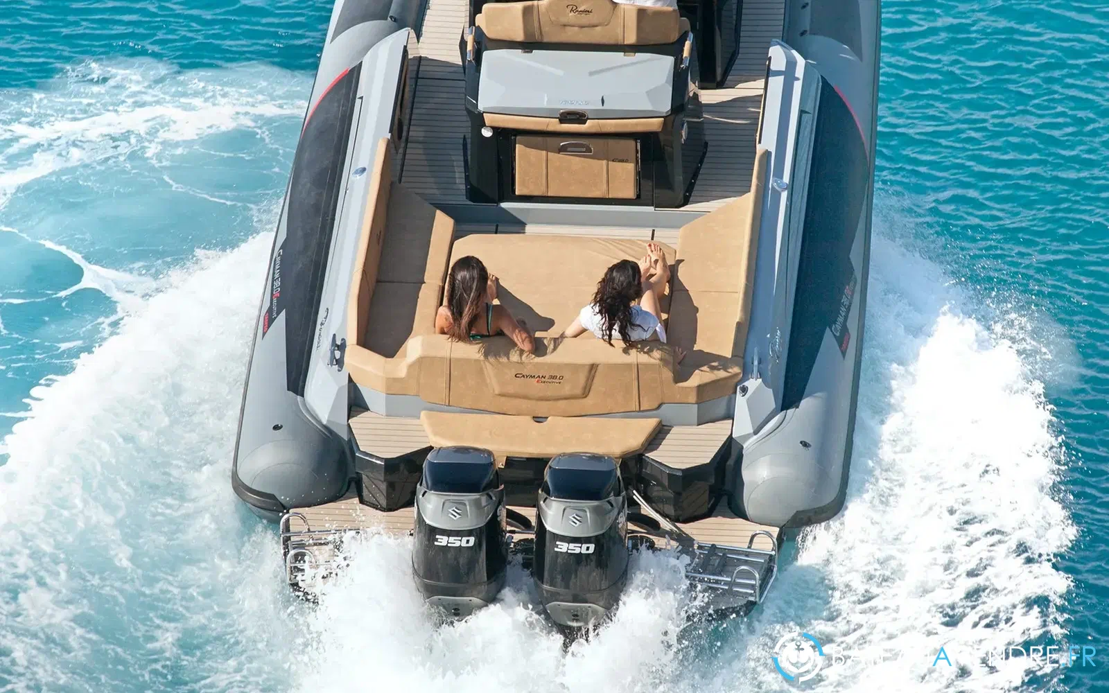 slider 5 Ranieri Cayman 38 Executive