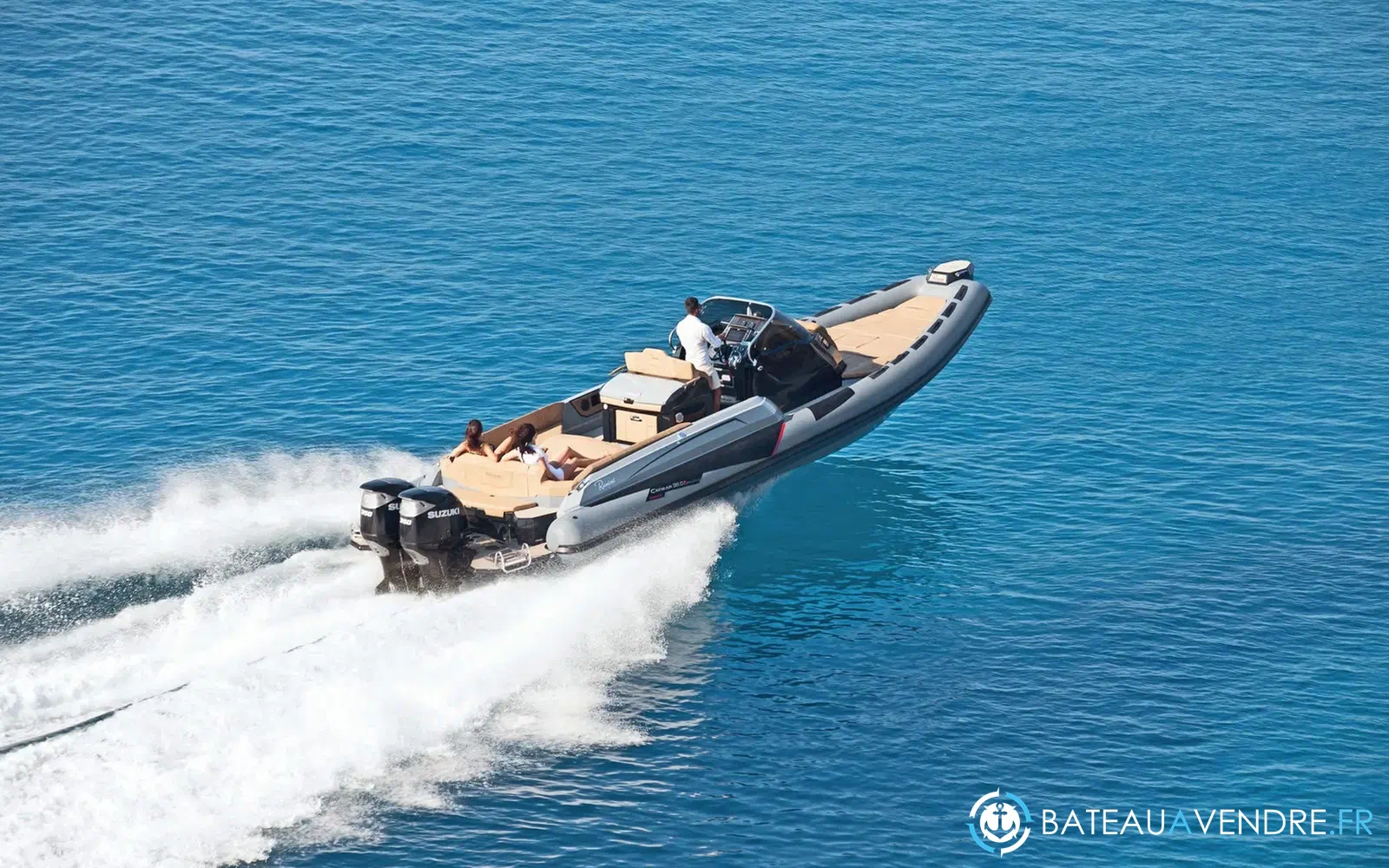 slider 6 Ranieri Cayman 38 Executive