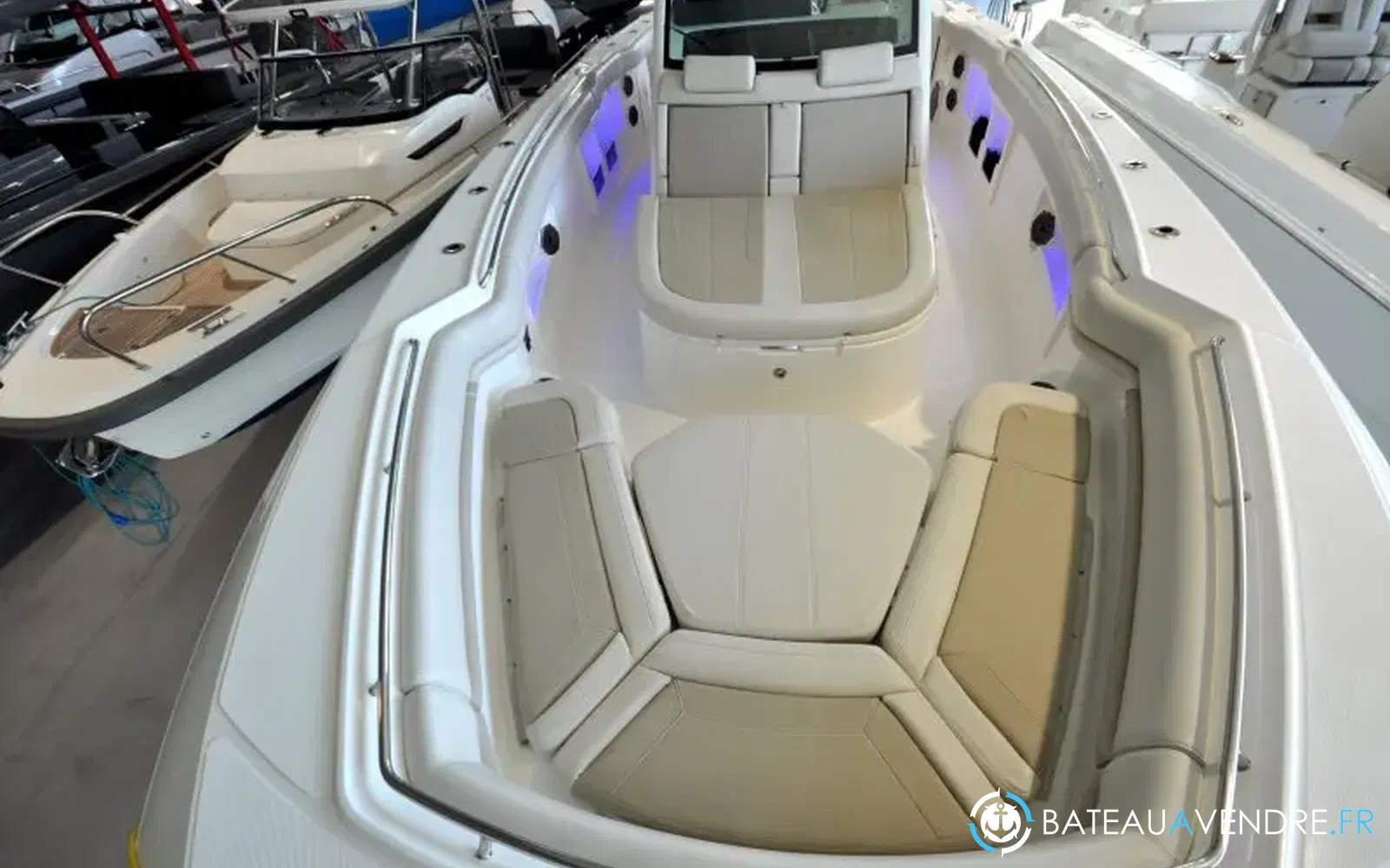slider 24 Boston Whaler 380 Outrage