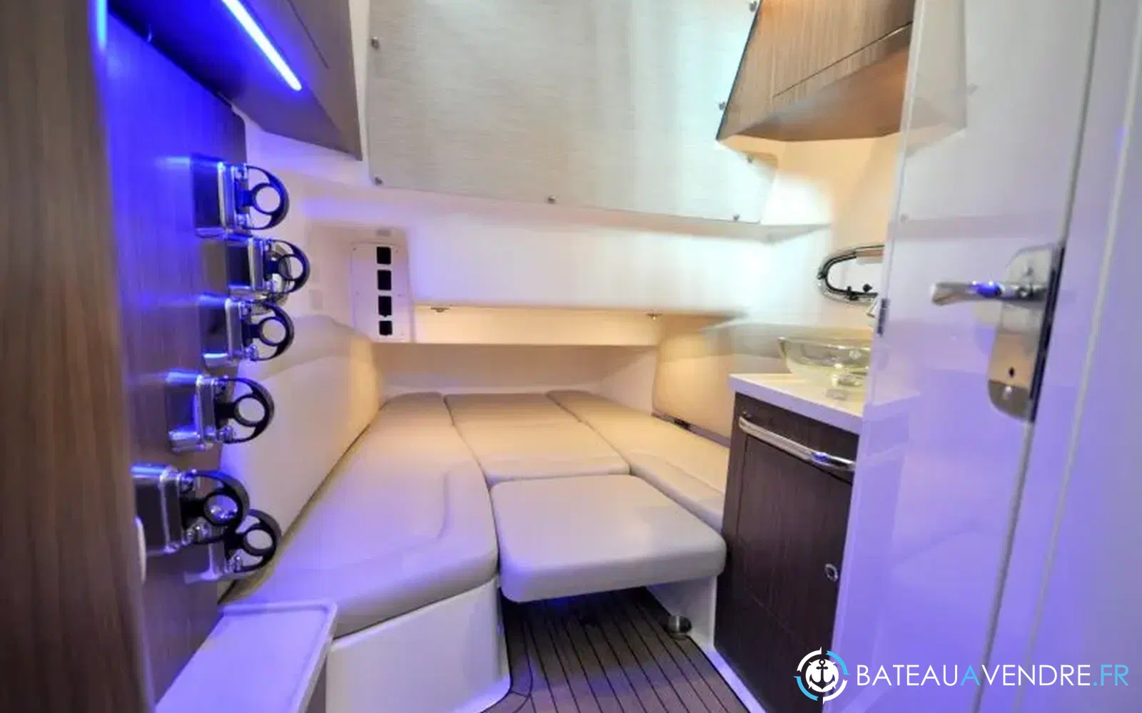slider 25 Boston Whaler 380 Outrage
