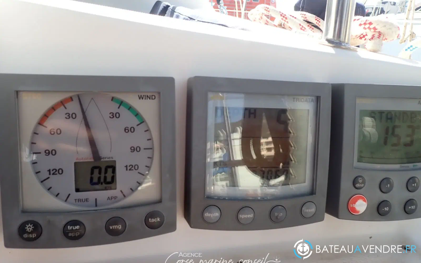 slider 17 Jeanneau Sun Odyssey 40