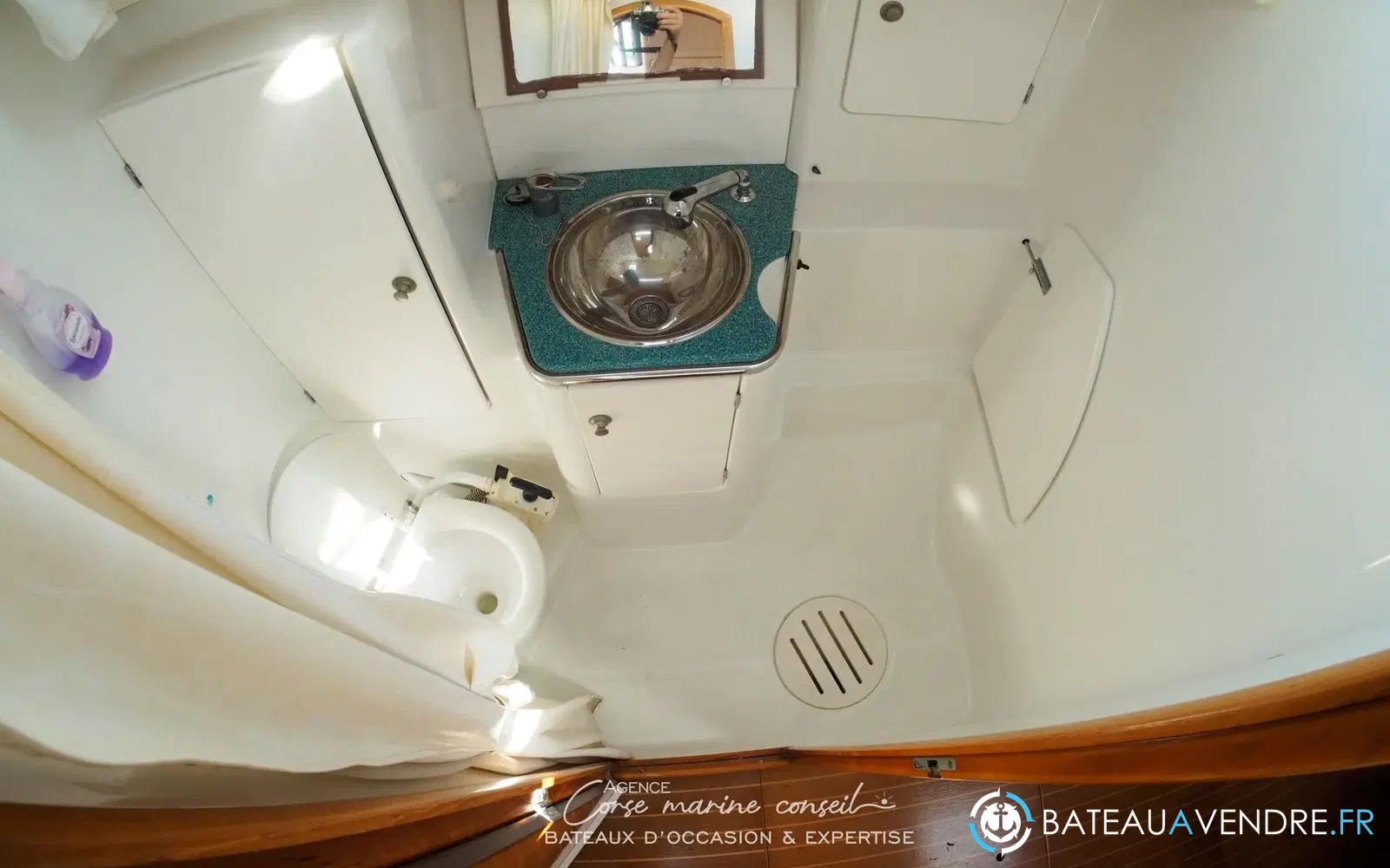 slider 14 Jeanneau Sun Odyssey 40