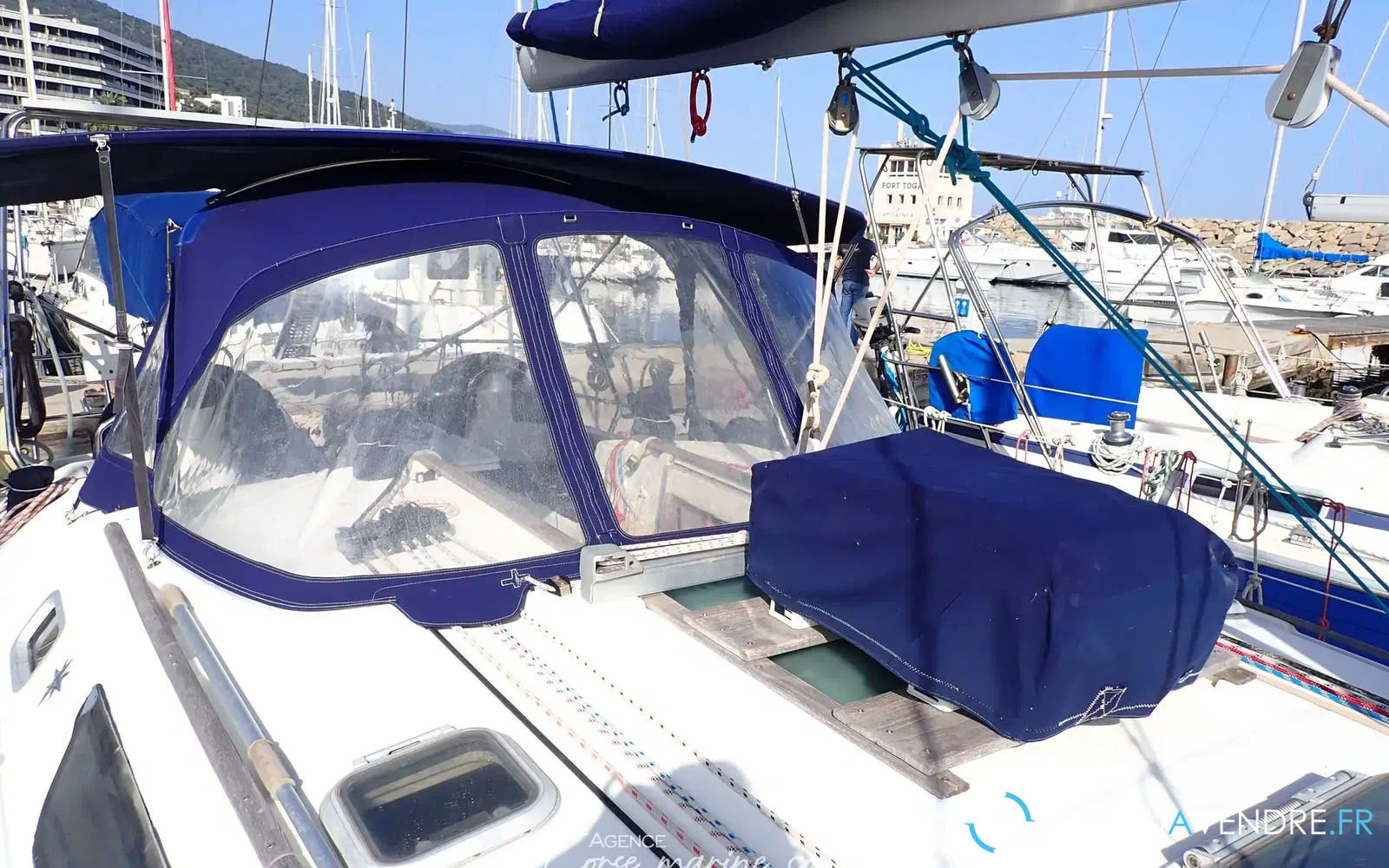 slider 6 Jeanneau Sun Odyssey 40