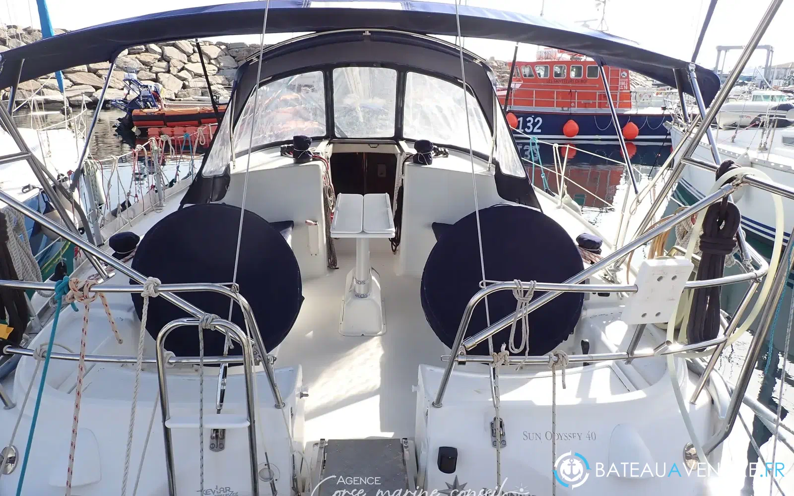 slider 26 Jeanneau Sun Odyssey 40