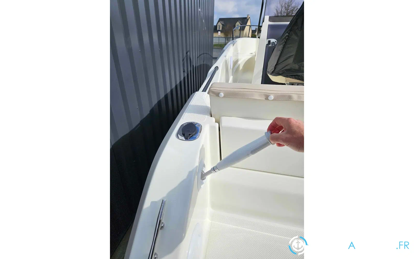slider 1 Quicksilver Activ 705 open
