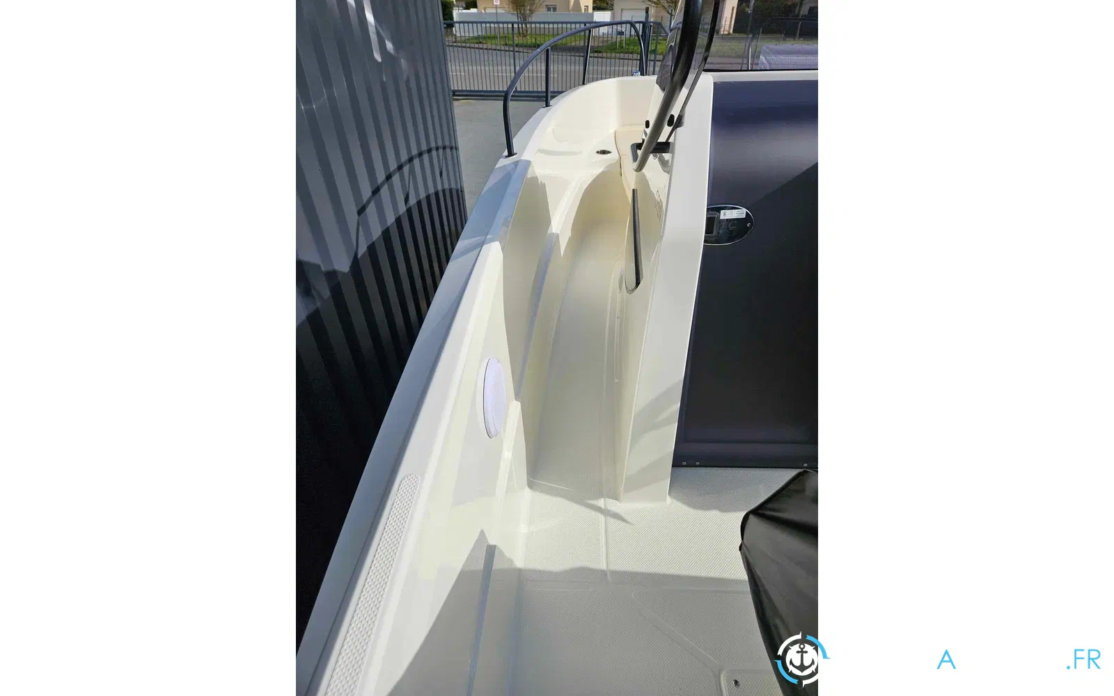 slider 9 Quicksilver Activ 705 open