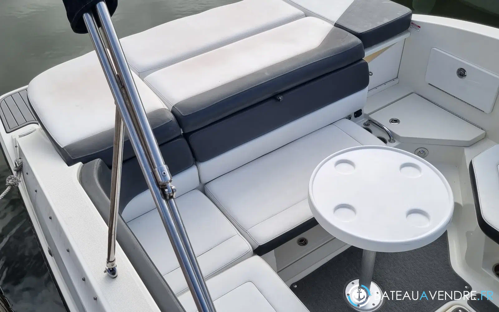 slider 10 Sea Ray SPX 230
