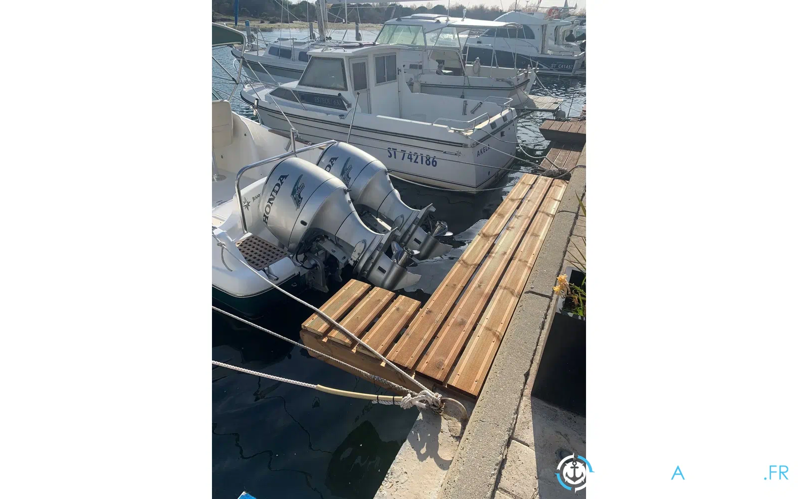 slider 15 Jeanneau Cap Camarat 755 WA