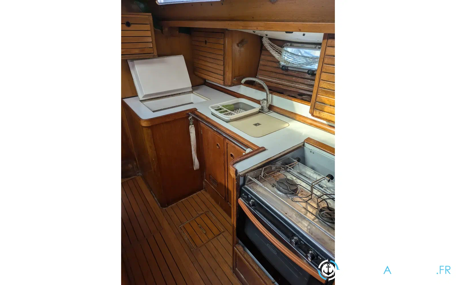 slider 14 Jeanneau Sun Magic 44