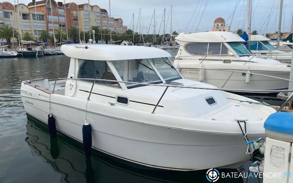 Beneteau Antares 710 photo 2