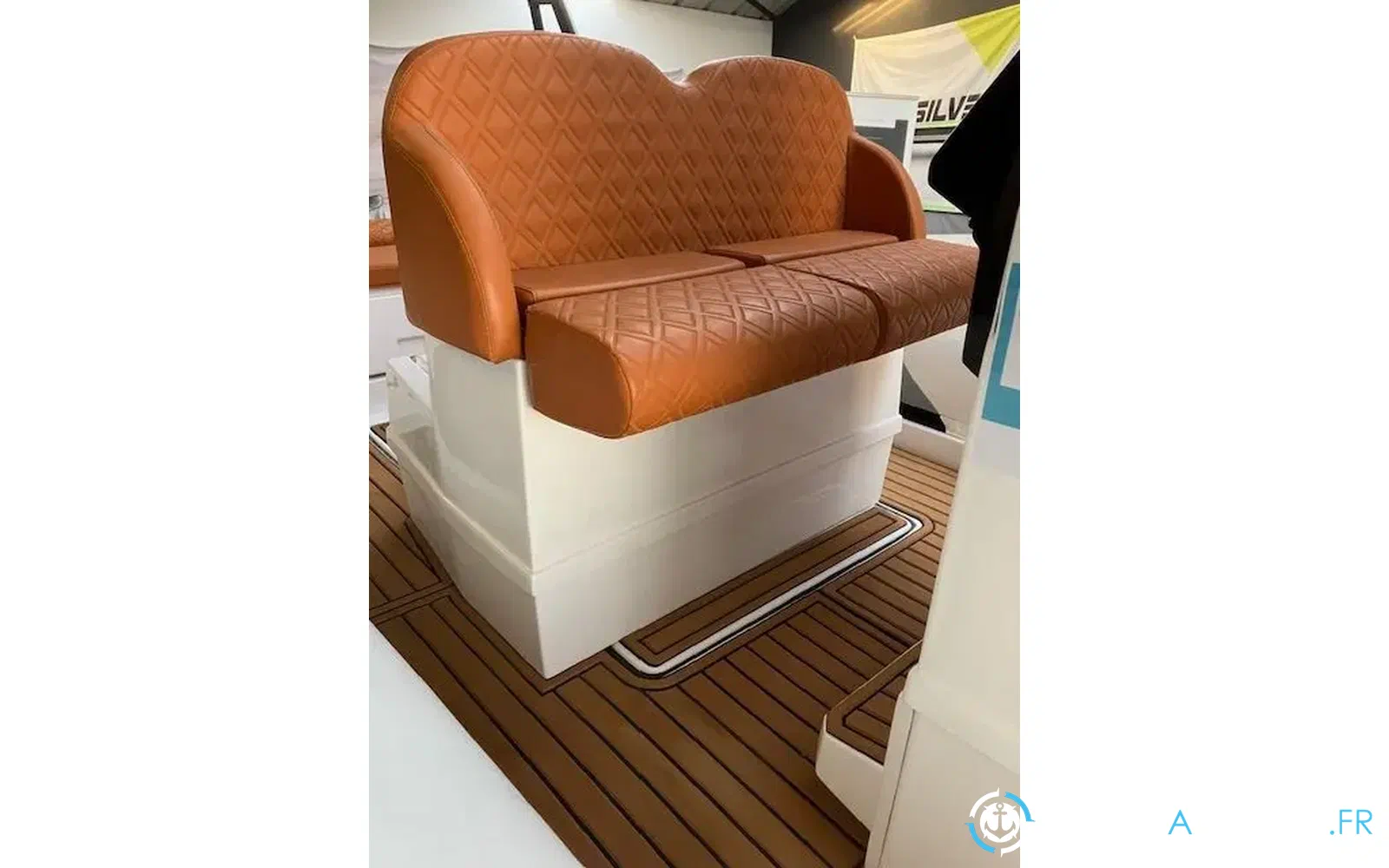 slider 5 Tiger Marine Pro Line 740