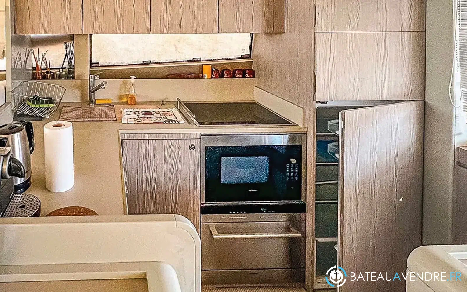 slider 10 Ferretti 650