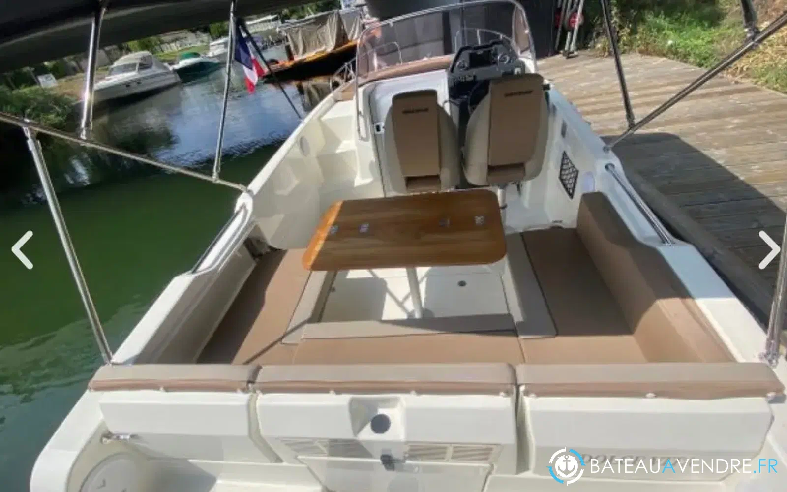 slider 1 Quicksilver Activ 755 Sundeck