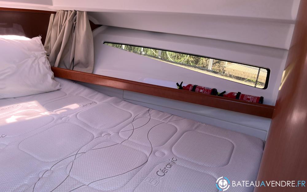 Beneteau Antares 880 photo 5