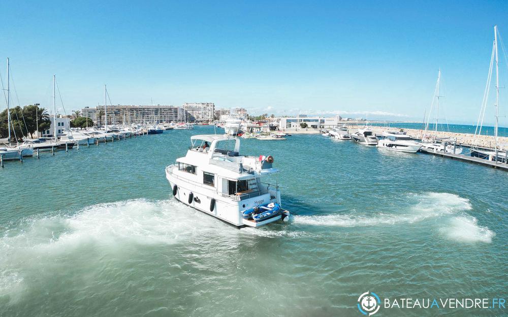 Beneteau Swift Trawler 50 photo 4