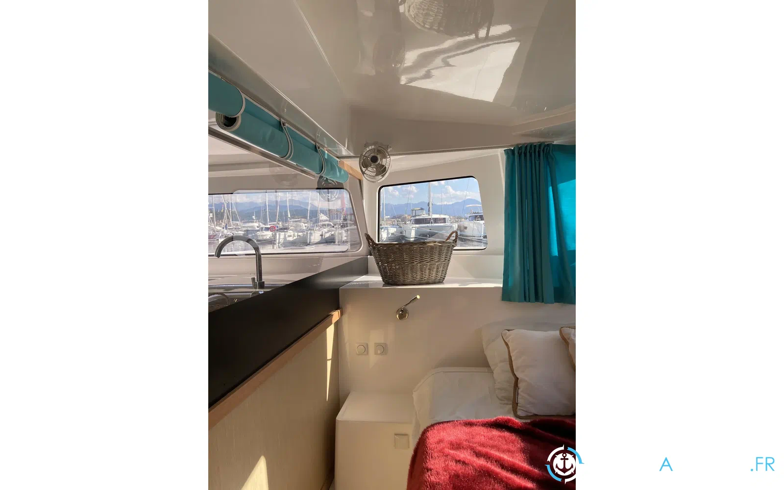 slider 33 Neel Trimarans Neel 43